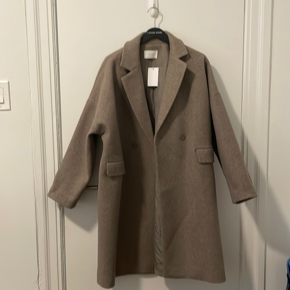 Oak + Fort Beige Wool Coat